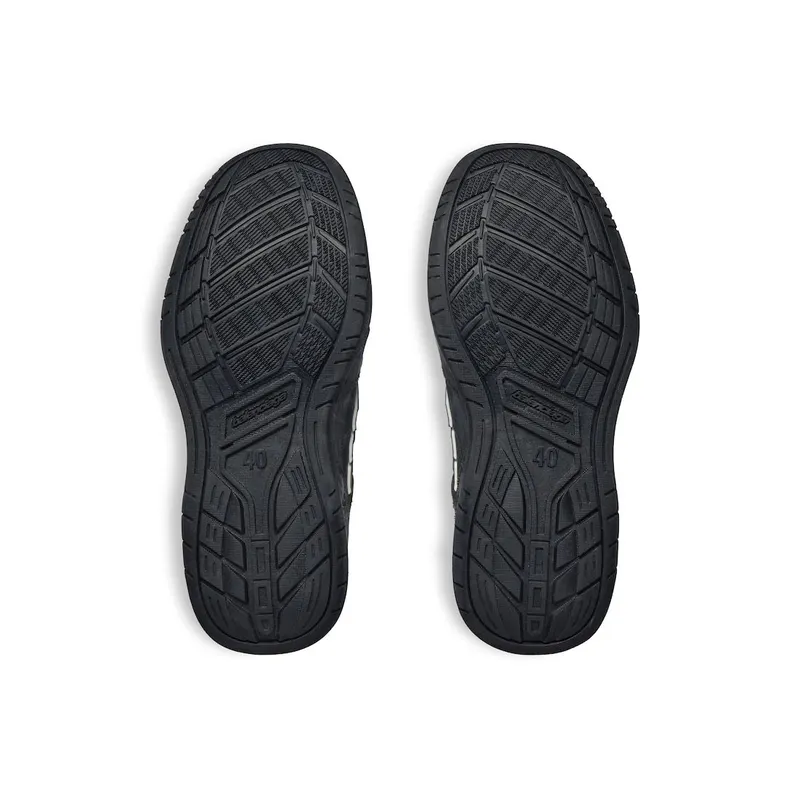 Balenciaga Men’s Hamptons Worn-out Sneaker In Black Black (841765WCURB1000)