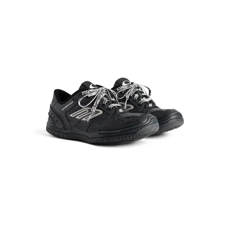 Balenciaga Men’s Hamptons Worn-out Sneaker In Black Black (841765WCURB1000)