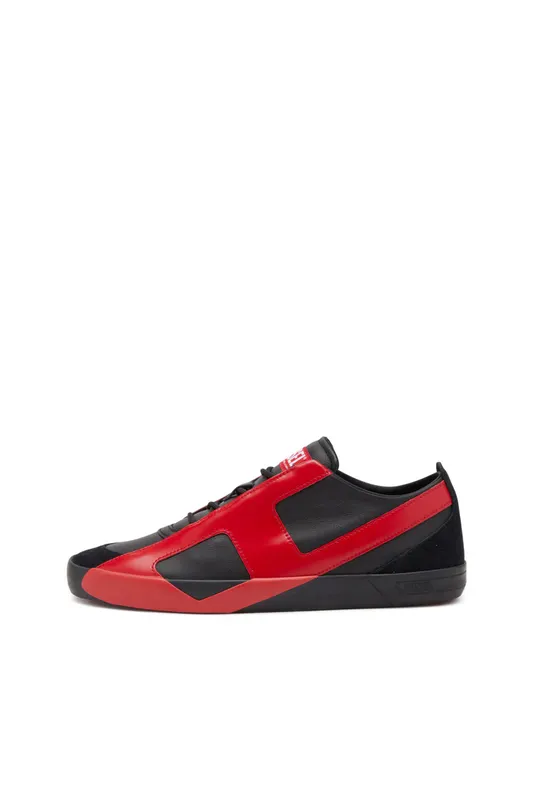 Diesel S-slante-d Low (Y03656PR131H4072 https://nl.diesel.com/en/sneakers/s-slante-d-low-multicolor/Y03656PR131H4072.htm)