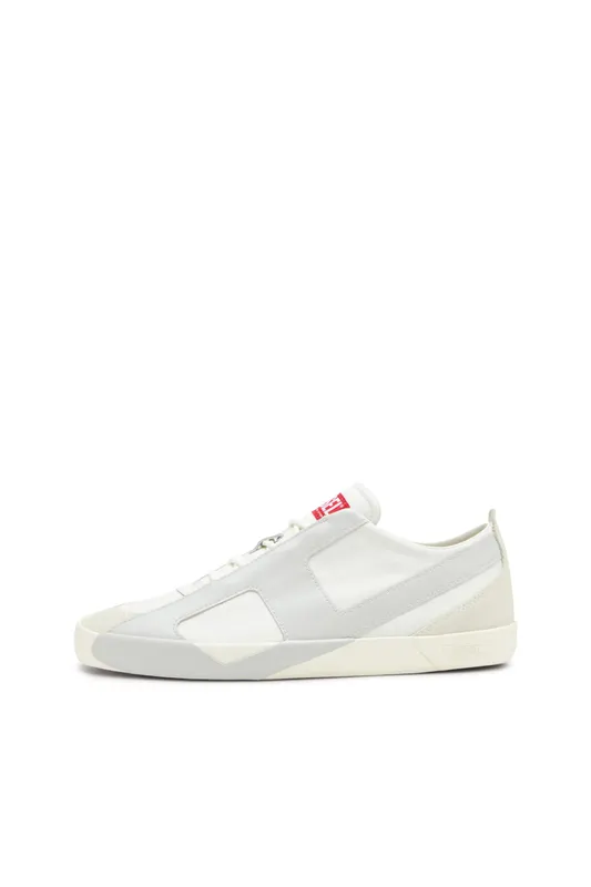 Diesel S-slante-d Low (Y03656PR131HA963 https://nl.diesel.com/en/sneakers/s-slante-d-low-tobedefined/Y03656PR131HA963.htm)