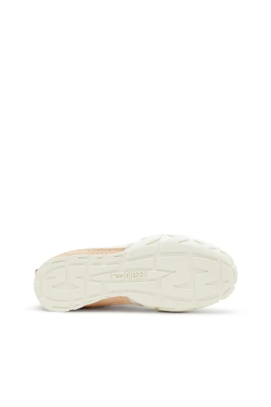 Diesel S-pagodha Low W (Y03687P8404HA899 https://nl.diesel.com/en/sneakers/s-pagodha-low-w-beige/Y03687P8404HA899.htm)