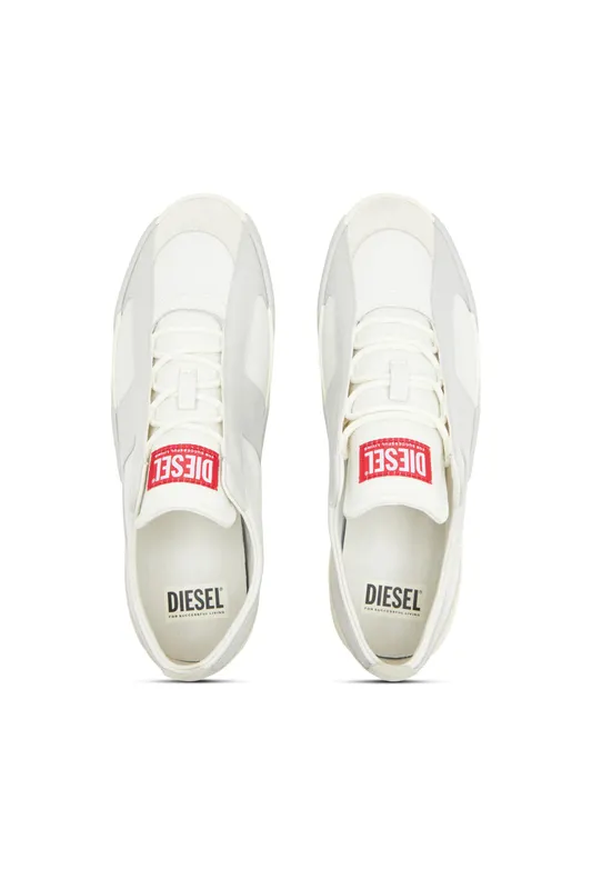 Diesel S-slante-d Low (Y03656PR131HA963 https://nl.diesel.com/en/sneakers/s-slante-d-low-multicolor/Y03656PR131HA963.htm)