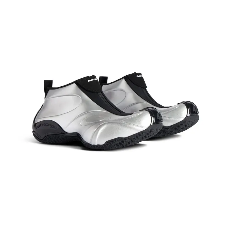 Balenciaga Men’s Basketball Sneaker In Silver / Black Silver / Black (824909WBKBM8010)