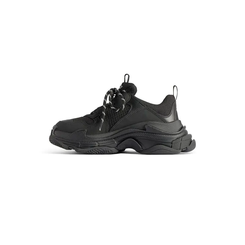 Balenciaga Men’s Triple S Sneaker In Black / Red Black / Red (536737WSECT1060)