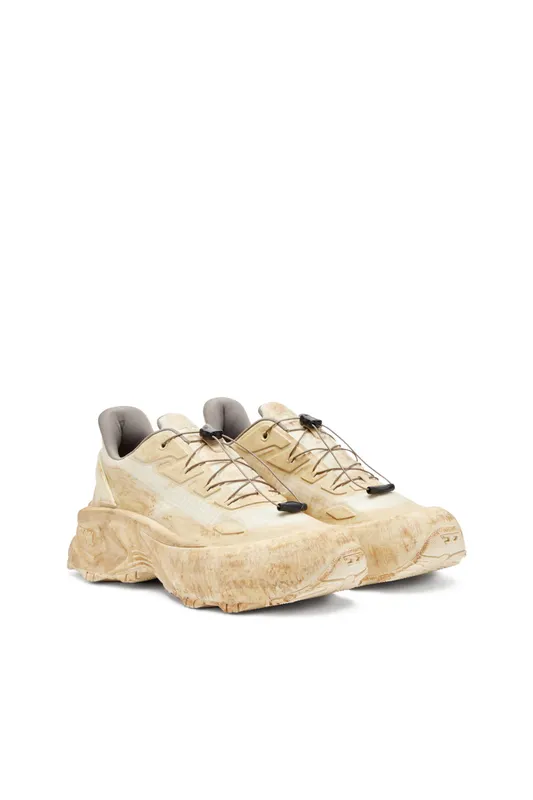 Diesel D-cage Runner (Y03444P8140HA662 https://nl.diesel.com/en/sneakers/d-cage-runner-beige/Y03444P8140HA662.htm)