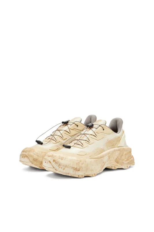 Diesel D-cage Runner (Y03444P8140HA662 https://nl.diesel.com/en/sneakers/d-cage-runner-beige/Y03444P8140HA662.htm)