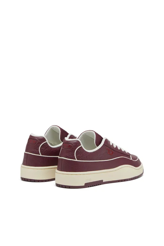 Diesel S-tracker-d Low (Y03608P8417T5086 https://nl.diesel.com/en/sneakers/s-tracker-d-low-red/Y03608P8417T5086.htm)