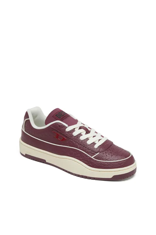 Diesel S-tracker-d Low (Y03608P8417T5086 https://nl.diesel.com/en/sneakers/s-tracker-d-low-red/Y03608P8417T5086.htm)