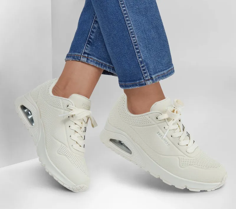 Skechers UNO – Shiny Scale – Gebroken Wit (177861-OFWT)