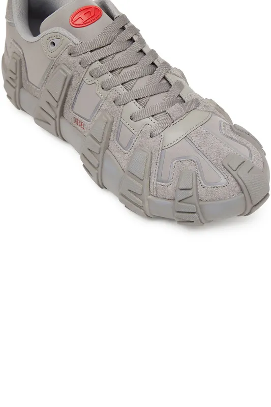 Diesel S-d-griffe Low (Y03642P8409T8067 https://nl.diesel.com/en/sneakers/s-d-griffe-low-grey/Y03642P8409T8067.htm)