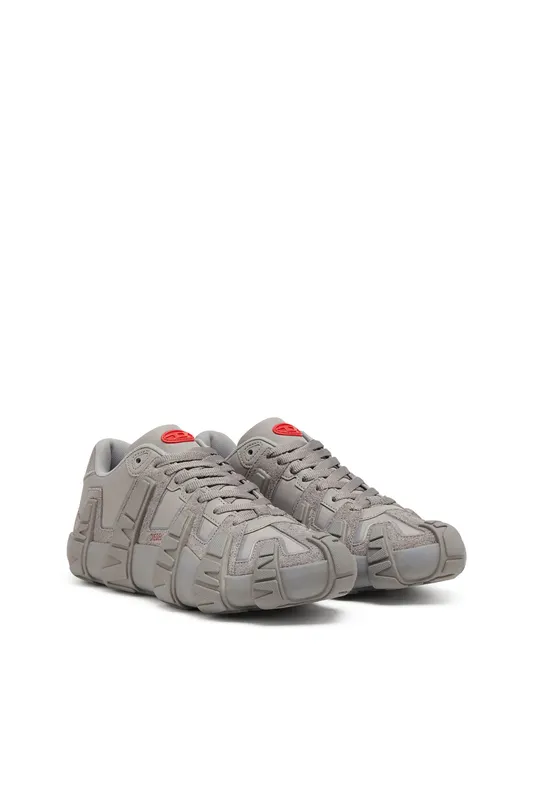 Diesel S-d-griffe Low (Y03642P8409T8067 https://nl.diesel.com/en/sneakers/s-d-griffe-low-grey/Y03642P8409T8067.htm)