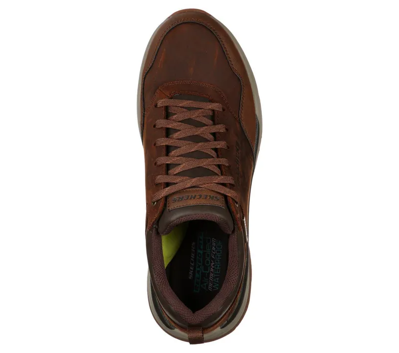Skechers Waterproof Relaxed Fit: Benago – Hombre – Bruin (210021-CDB)