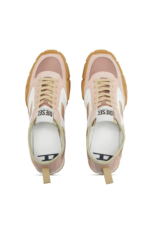 Diesel S-pagodha Low W (Y03687P8404HB229 https://nl.diesel.com/en/sneakers/s-pagodha-low-w-multicolor/Y03687P8404HB229.htm)