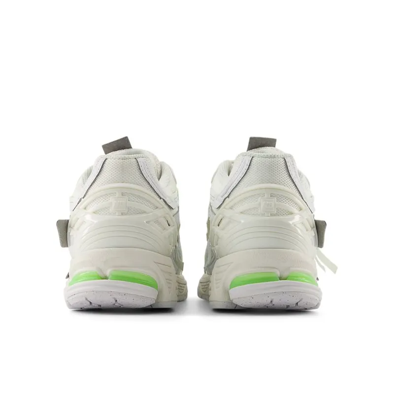 New Balance 1906A White Volt (U1906AE)