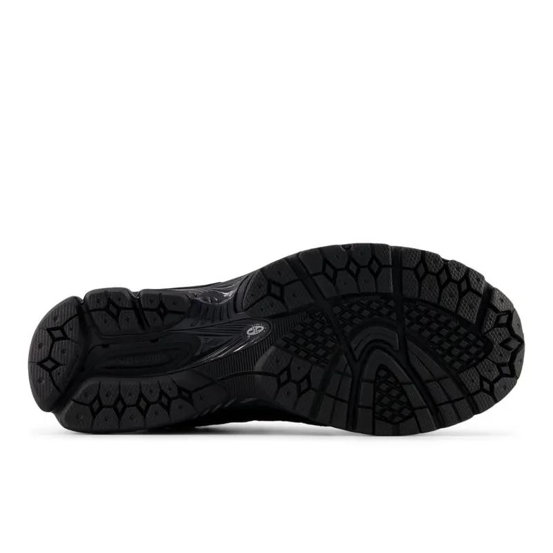 New Balance 2002R Black (U2002DXB)