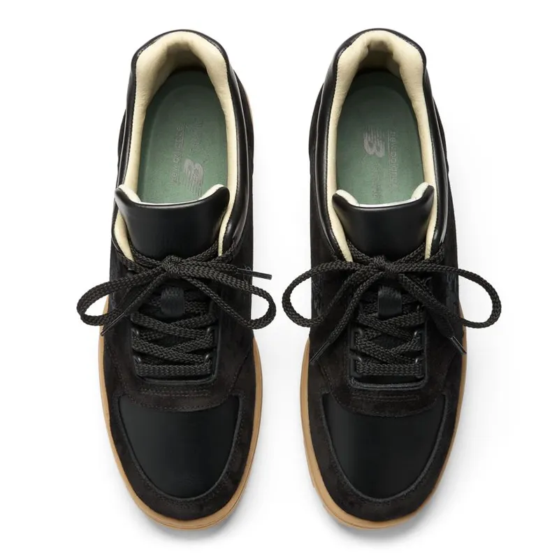 New Balance Allerdale Black & Chipmunk (UADWKKB)
