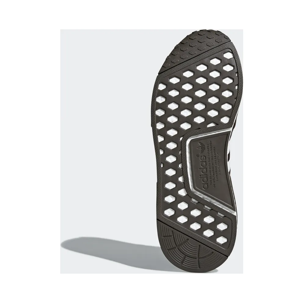 adidas NMD R1 Trace Grey Metallic Trace Grey Metallic/Trace Grey Metallic/Footwear White (CQ2412)