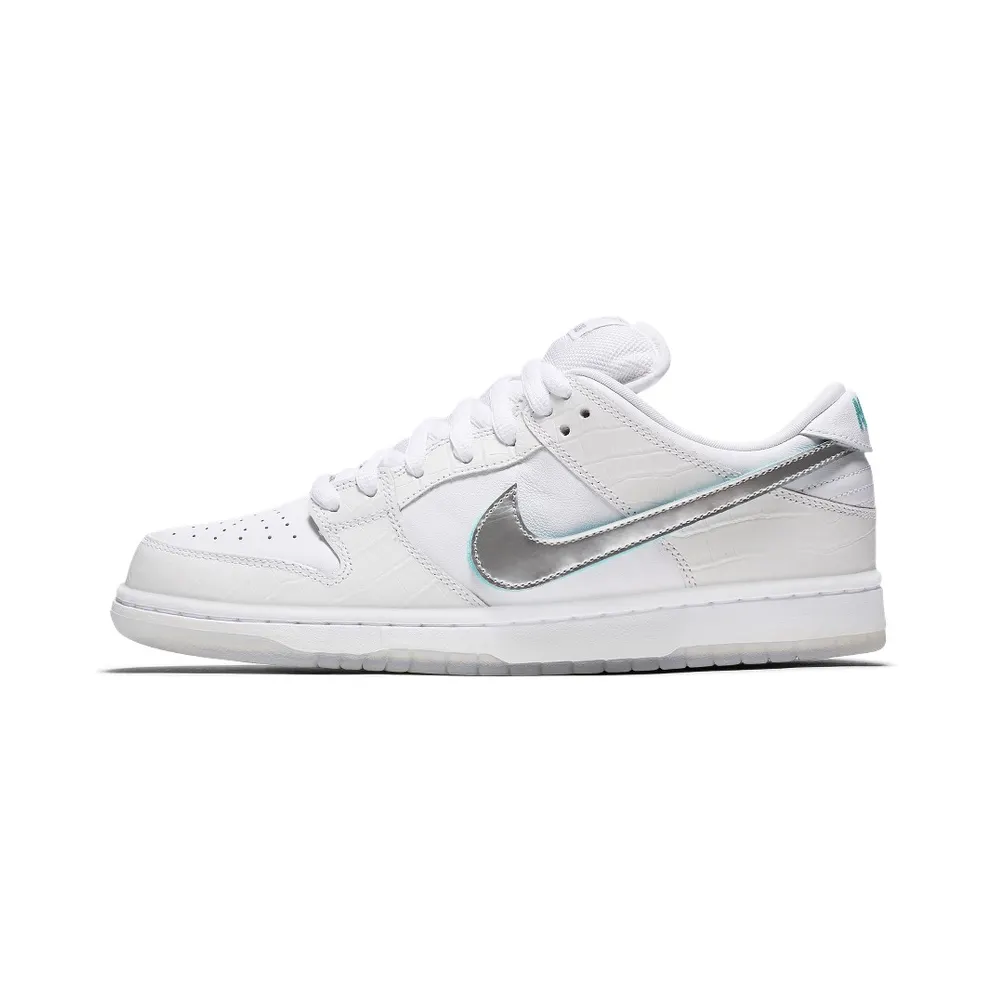 Nike SB x Diamond Supply Co. Dunk Low ‘White Diamond’ (2018) (BV1310-100)