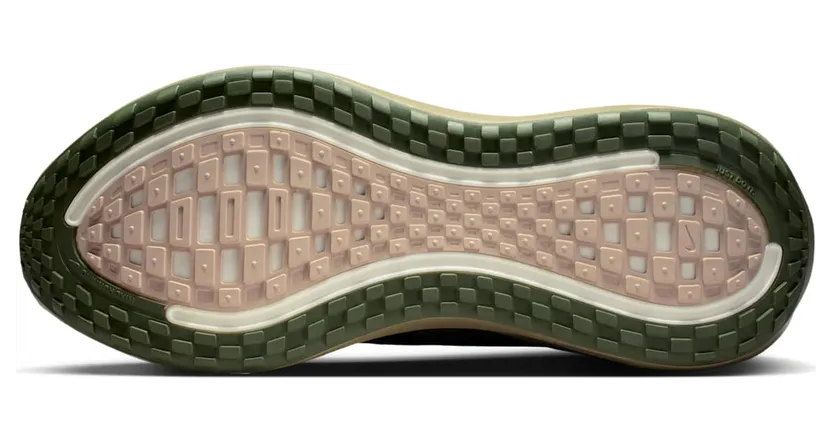 nike-vomero-plus IO4482-001
