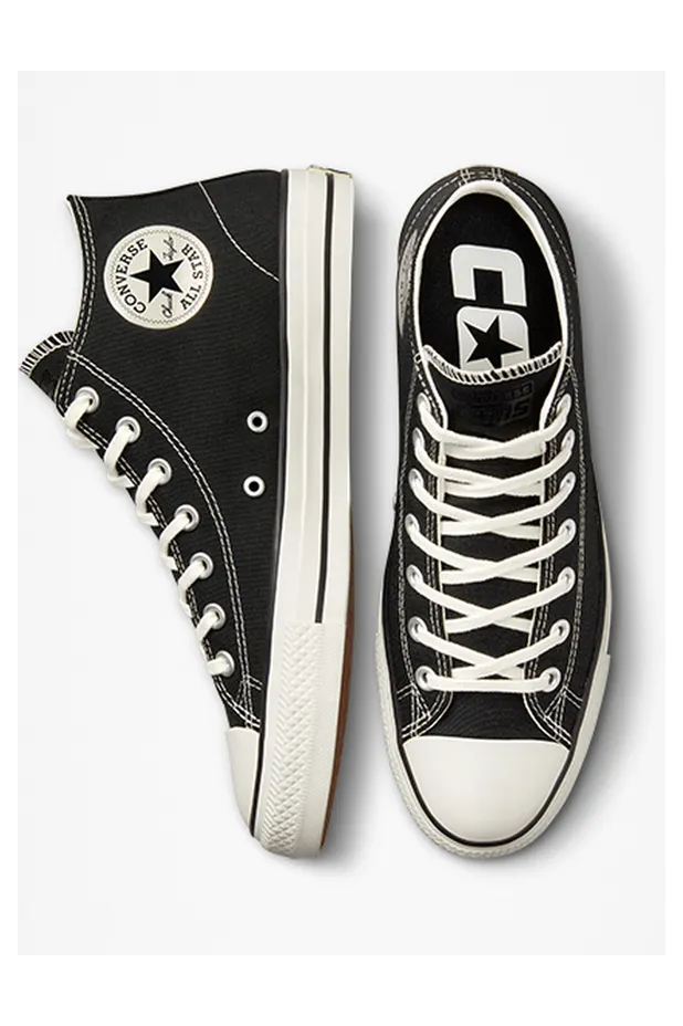converse-chuck-taylor-all-star A02136C