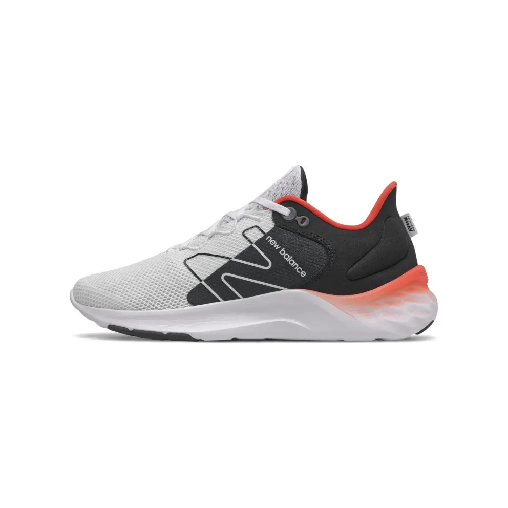 New Balance New Balance White/Black/Red (MROAVSW2)