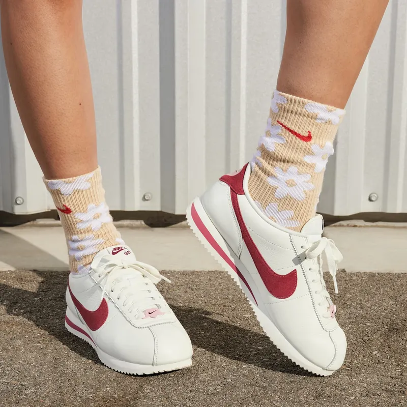 Nike Cortez SE Valentine’s Day (2024) (FZ5167-133)