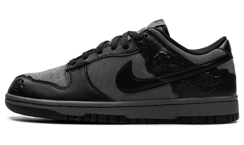 Nike Dunk Low “Black Roses” (HF1986-001)