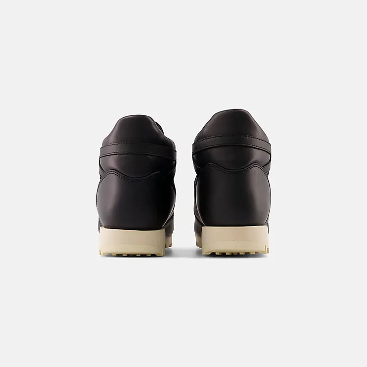 new-balance-rainier URAINAL