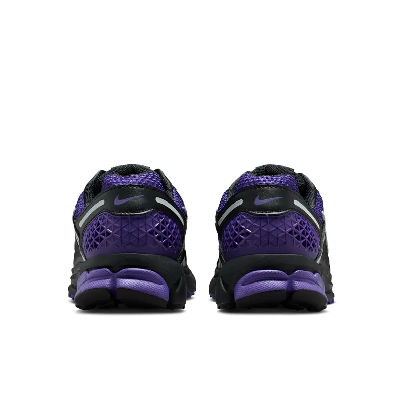 Nike Vomero Black / Court Purple / Hyper Grape (FJ2028-004)