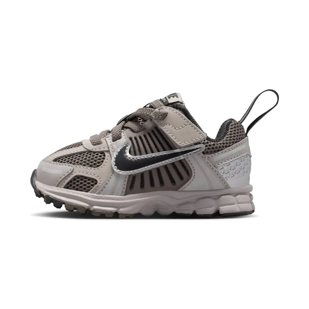 Nike Vomero 5 College Grey Cave Stone Metallic Silver Black (HF7000-010)