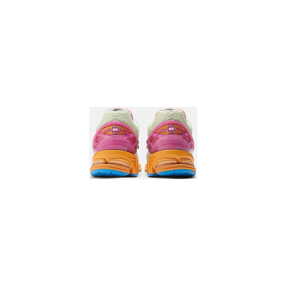 New Balance 1906R “Action Bronson – Rosewater” (M1906RKL)