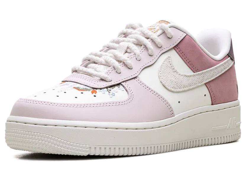 nike-air-force IB8874-111