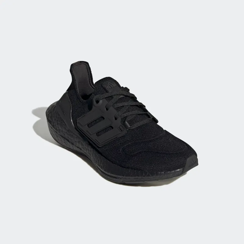 adidas Ultraboost 22 Core Black / Core Black / Core Black (GZ3996)