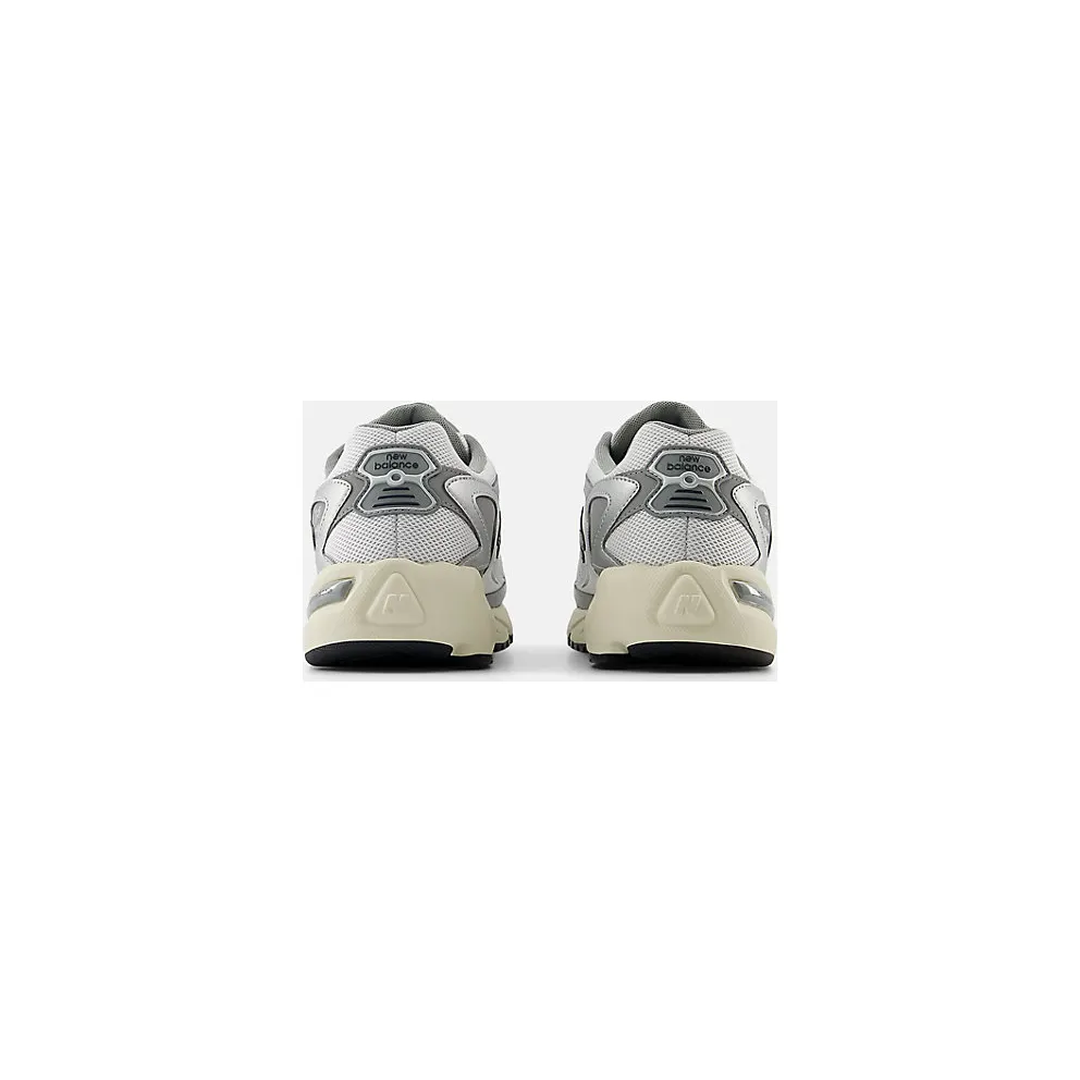 New Balance 725v1 “Metallic Silver Slate Grey” (ML725CD)