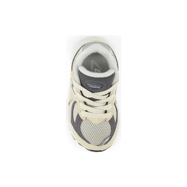 new-balance-2002r IC2002FA