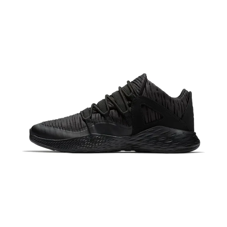 Jordan Formula 23 Low “Black” (919724-010)