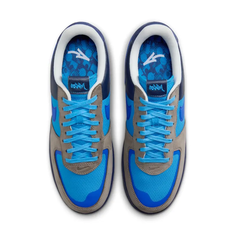 Nike x Stash Air Force 1 Low SP “Soft Grey and Harbor Blue” (varsity royal) – HF5516-001