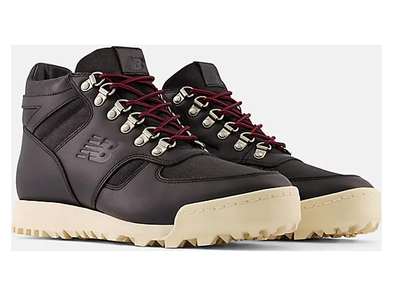 new-balance-rainier URAINAL