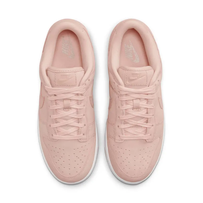 Nike DUNK LO PRM “Pink Oxford” (DV7415-600)