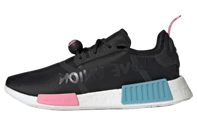 adidas NMD_R1 x André Saraiva Core Black / Cloud White / Core Black (HQ6859)