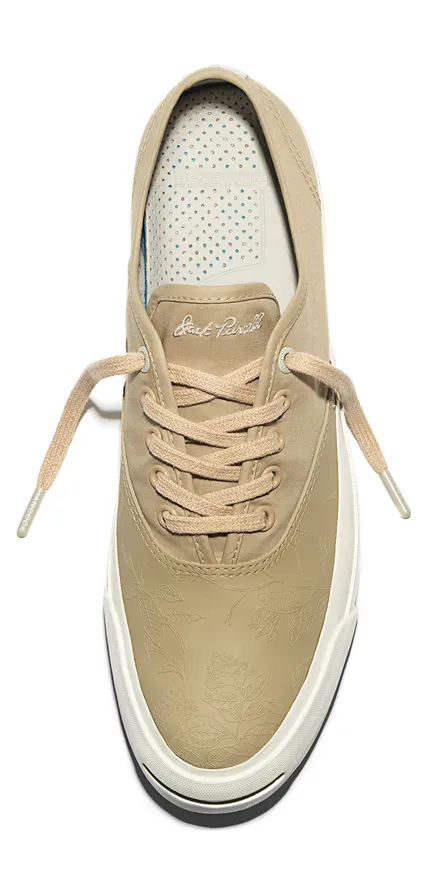 converse-sneaker 153065C