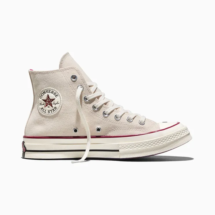 Converse Chuck Taylor 70 “Hello Kitty – Swarovski” (A17695C-100)