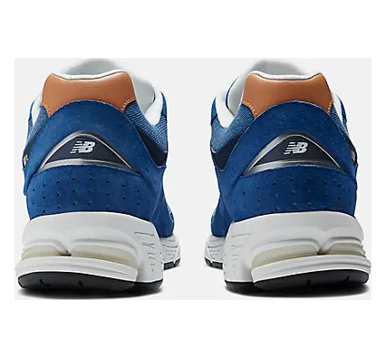 new-balance-2002r M2002REA