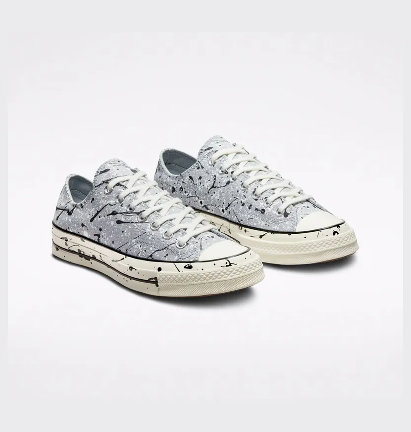 converse-chuck-taylor-all-star A01172C