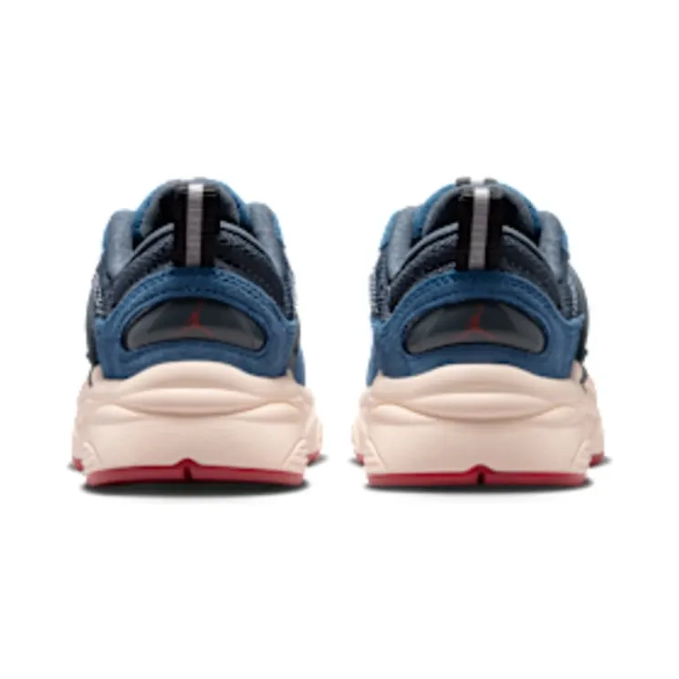 nike-jordan II6531-401