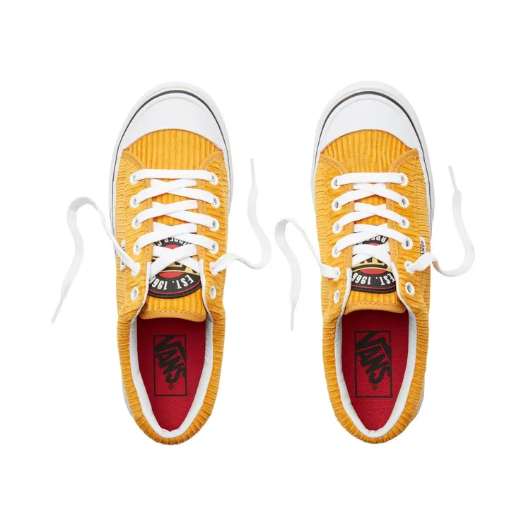 vans-style VN0A3MVHU7D