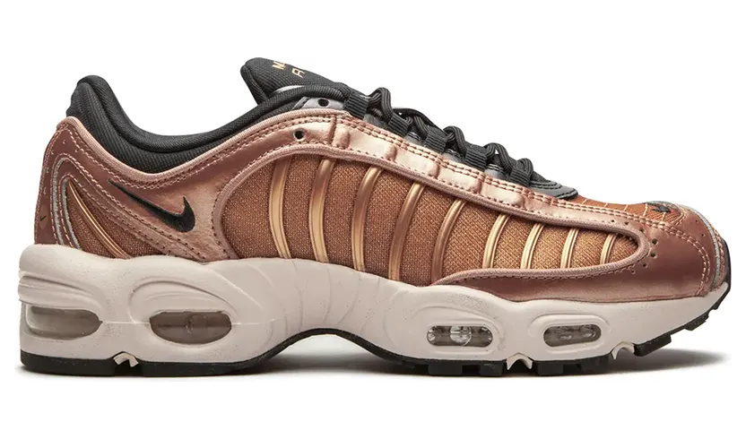 nike-air-max CT1184