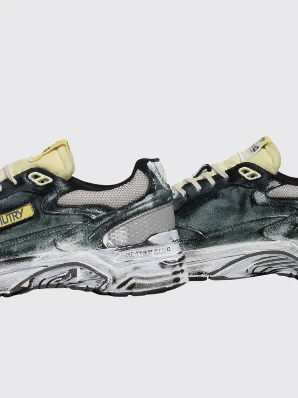 Autry Hyperway Two-Tone Suede with a Worn-Out Effect Black (HVLMJB05)