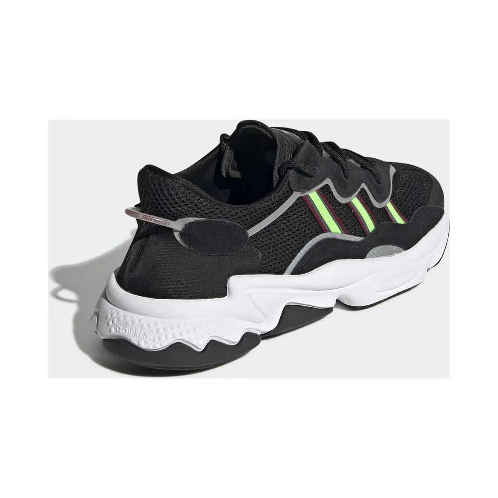 adidas Ozweego Core Black Solar Green Core Black/Solar Green/Onix (EE7002)