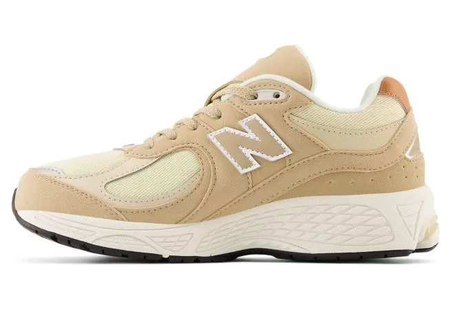 new-balance-2002r GC2002EF